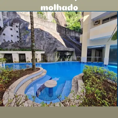 Quarto para Moças - Girls' Room - Somente Mulheres - Only Girls-3